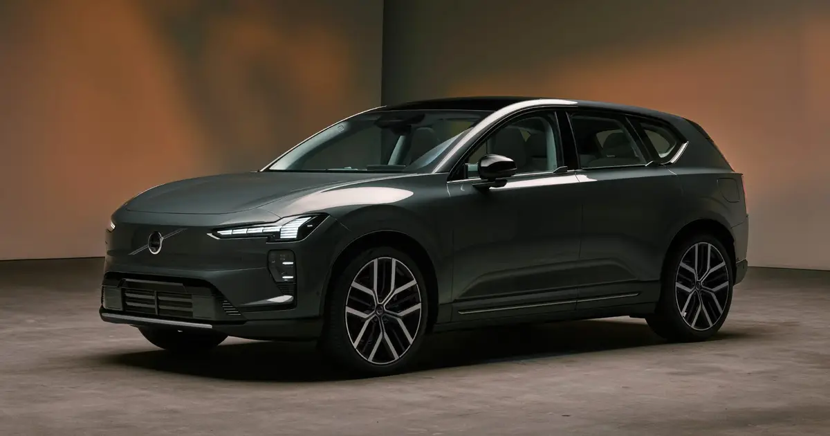 2027 Volvo EX60 First Look : The Middle Child Is Here