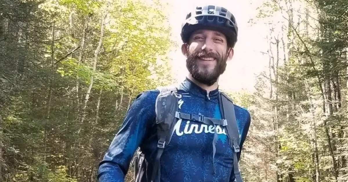 REVEALED : Border agents were trying to detain an Ecuadorian man at time of deadly shooting of Alex Pretti in Minneapolis