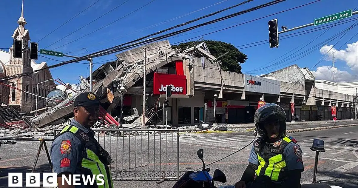 At least 32 dead after major earthquake strikes southern Philippines