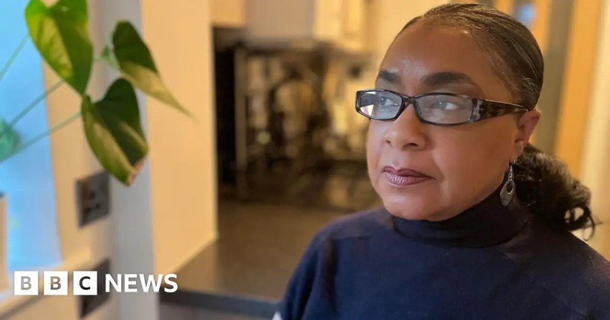 Anger at  insulting  defunct funeral firm Safe Hands refunds