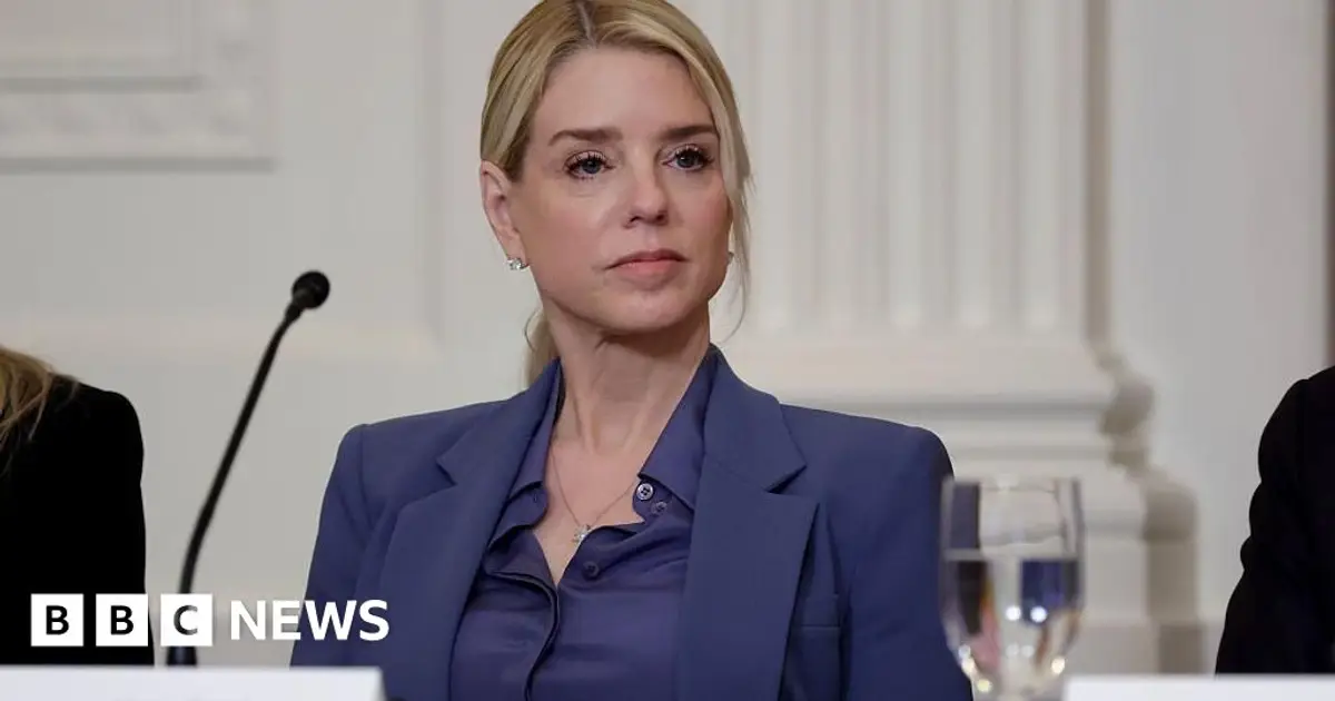 Former US attorney general Pam Bondi testifies in congressional Epstein probe