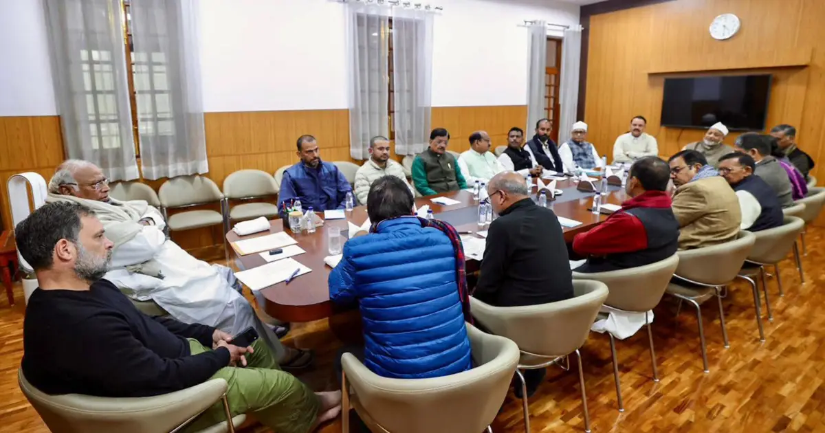 Amid defection buzz , Bihar Congress MLAs meet top leadership in Delhi to clear the air