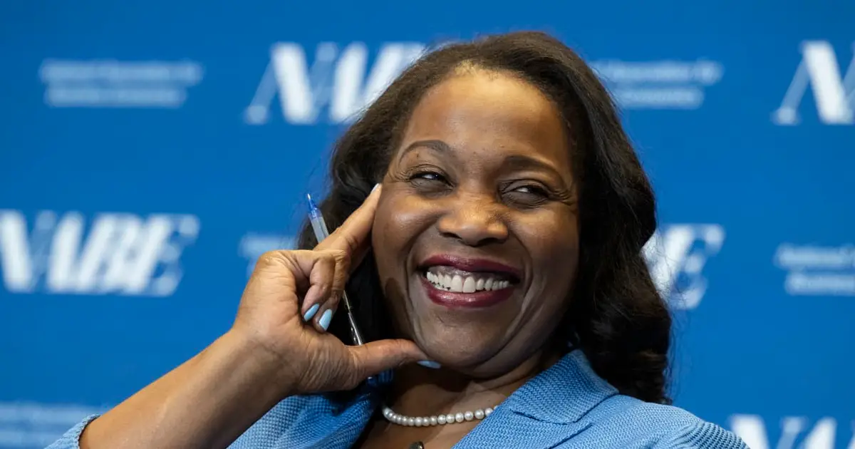 Fed’s Lisa Cook can stay on at central bank while challenging Trump’s attempt to fire her, Supreme Court rules