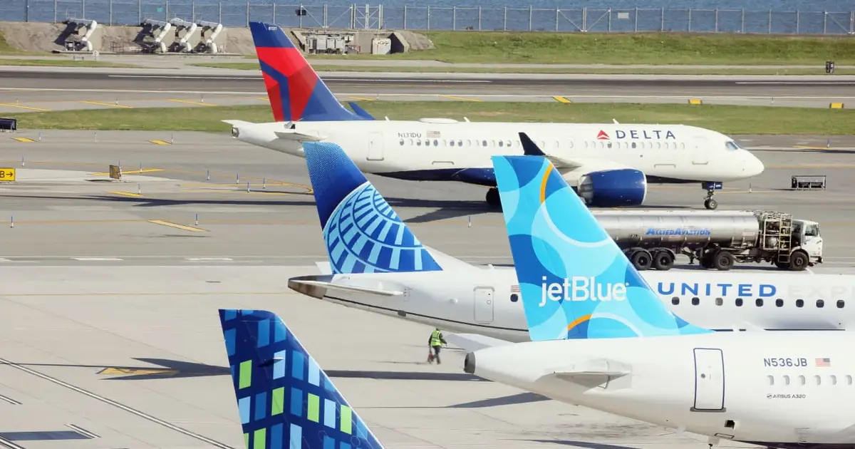U.S. airline stocks are soaring as cheaper jet fuel and insatiable demand set up a summer boom
