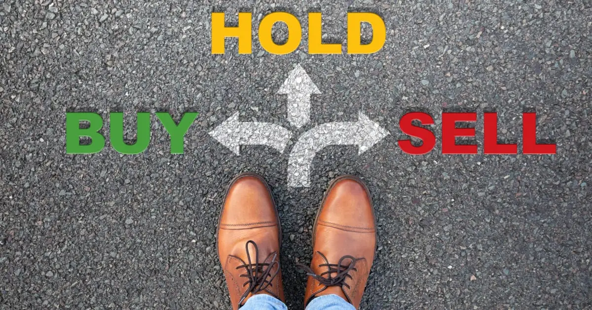 This chart shows that buying and holding stocks beats ‘sell in May and go away’ and other gimmicks