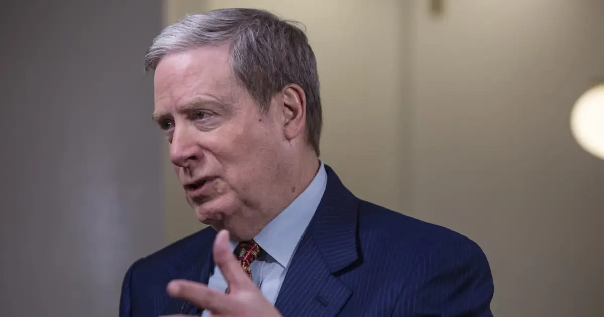 He once mentored Scott Bessent. Now Stanley Druckenmiller is criticizing the treasury secretary.