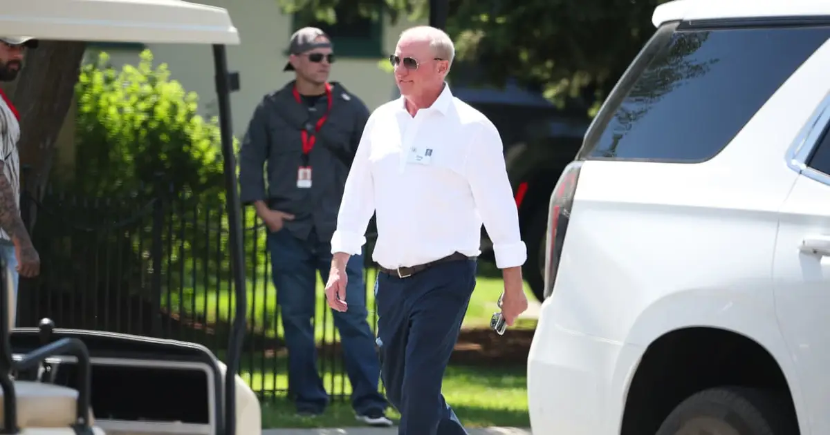 Berkshire Hathaway doubles down on the U.S. housing market with a fresh bet on this stock