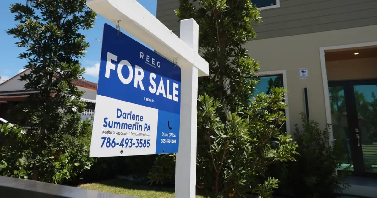 30-year mortgage rate jumps to 7.17% — a nearly 2-year high — in the latest blow to the housing market