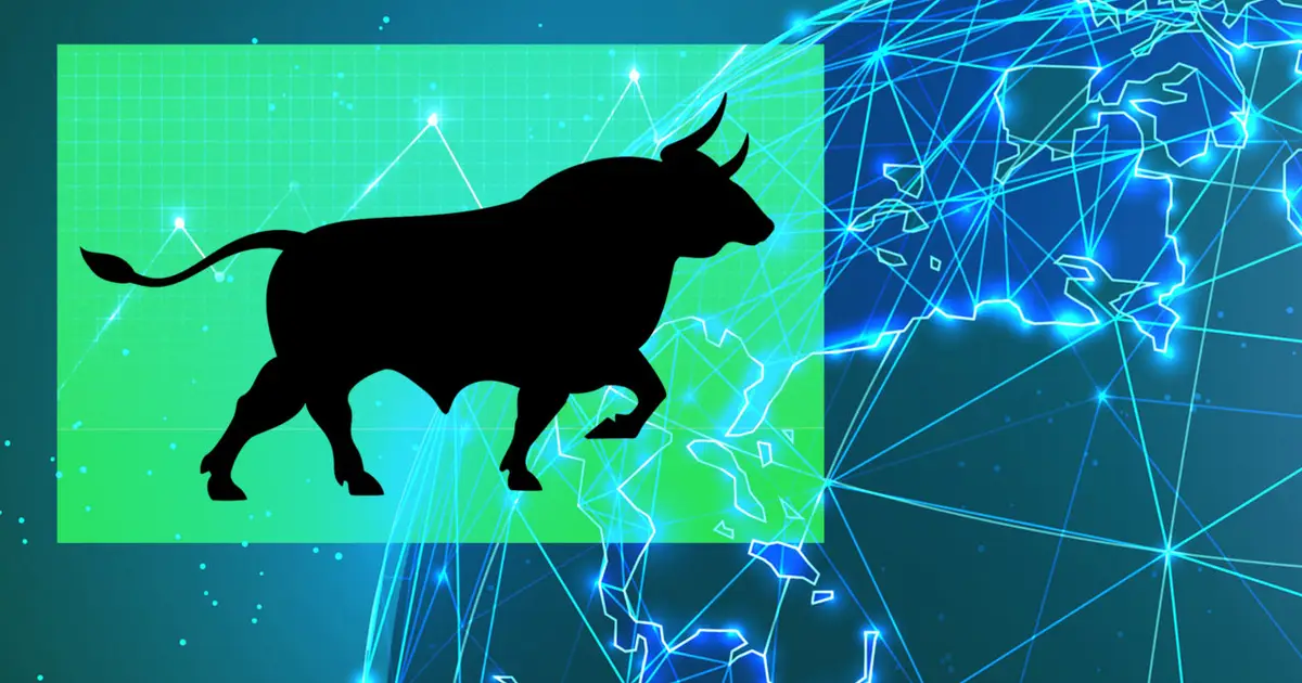 An active fund holding a whopping 800 stocks is beating major indexes. Here’s how.
