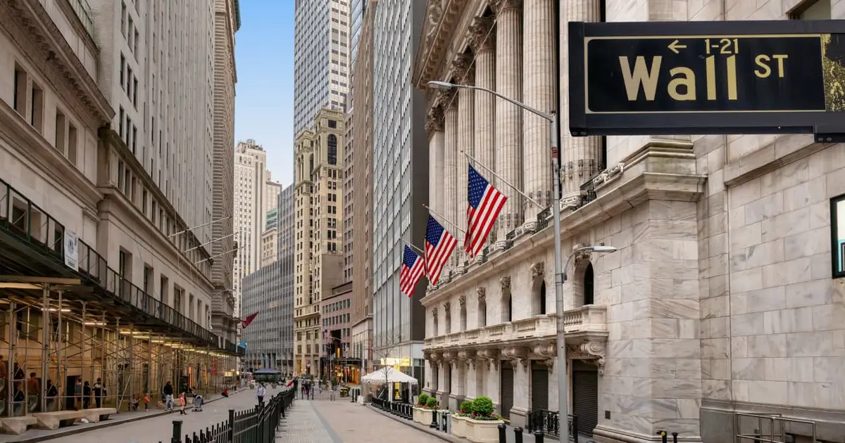 Rising yields aren’t scaring off investors. Why money is still pouring into bond funds.