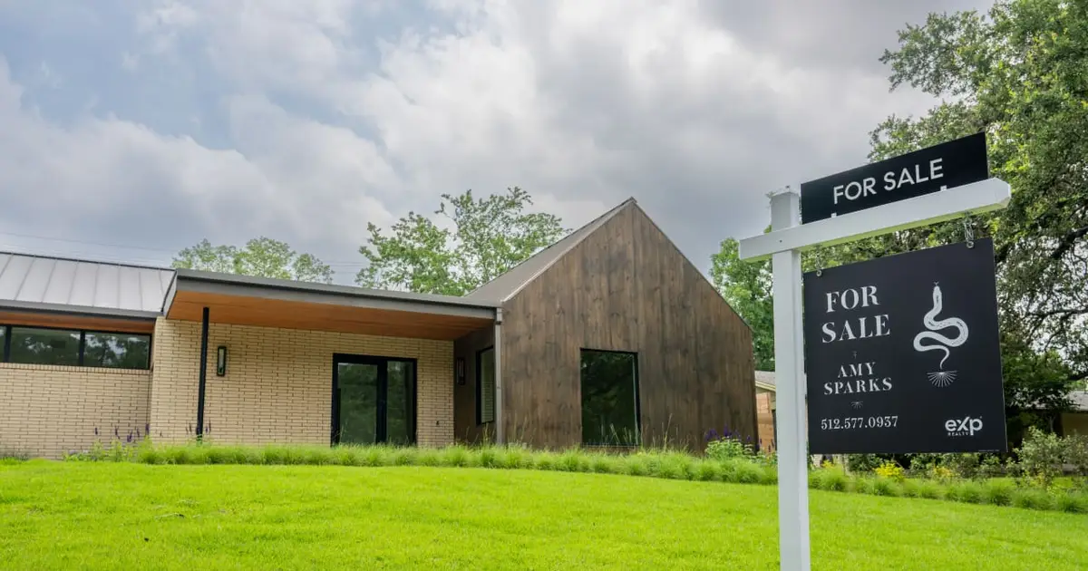 SpaceX employees now have enough wealth on paper to buy every home in this Texas city