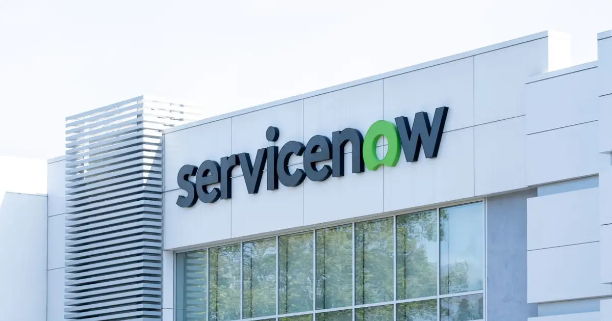 Why ServiceNow’s stock is a rare bright spot while the rest of tech stumbles