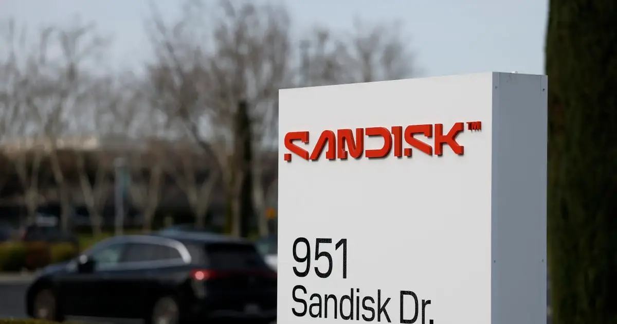 Sandisk is falling after earnings. Here’s what Wall Street says.