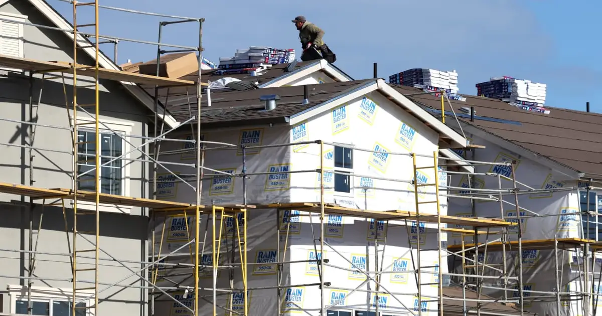 More home builders cut prices as buyers get spooked