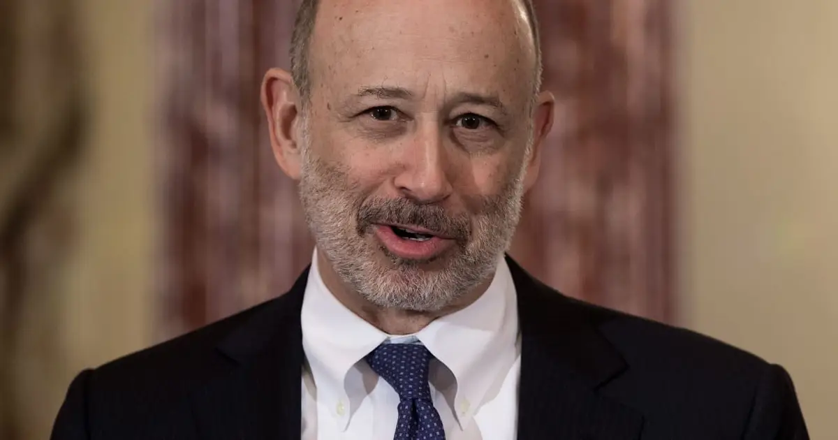 Former Goldman CEO Lloyd Blankfein calls day trading his ‘music’ — and says 98% of his portfolio is in risky assets