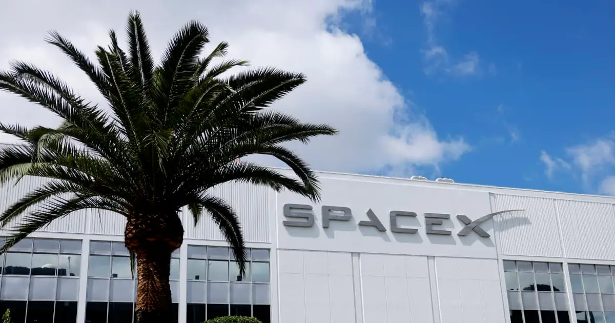 SpaceX’s new $11 billion ‘saving grace’ comes with a big catch
