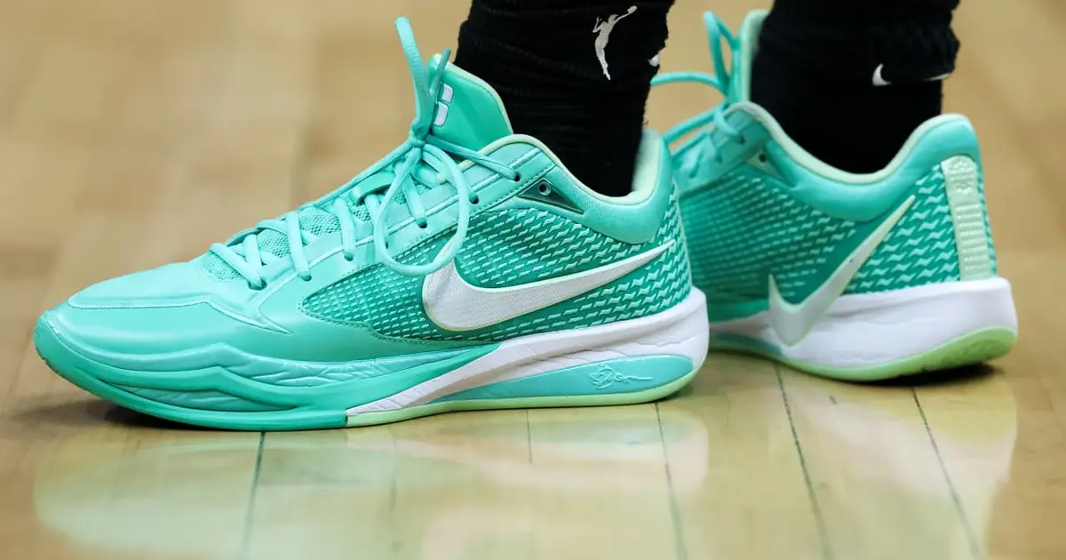Nike’s troubles are mounting, and sales could fall further