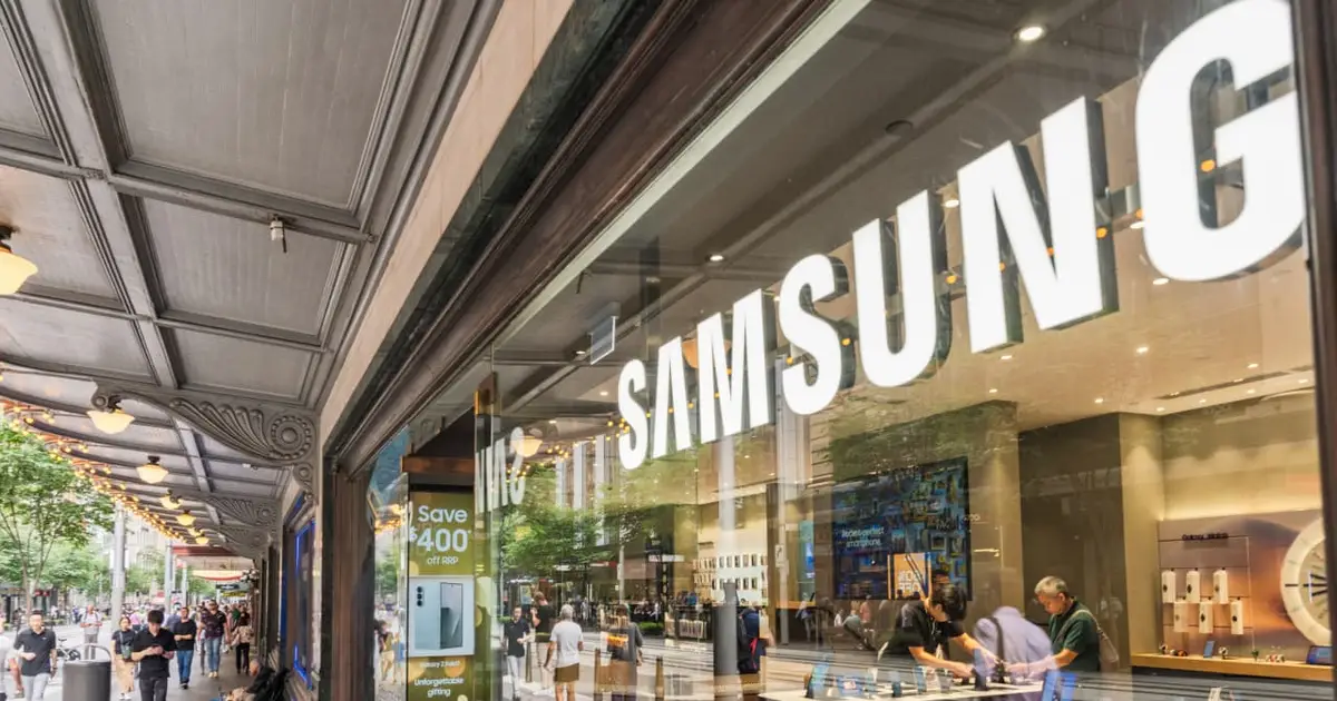 Samsung just did something no tech company has ever done, and investors still aren’t satisfied