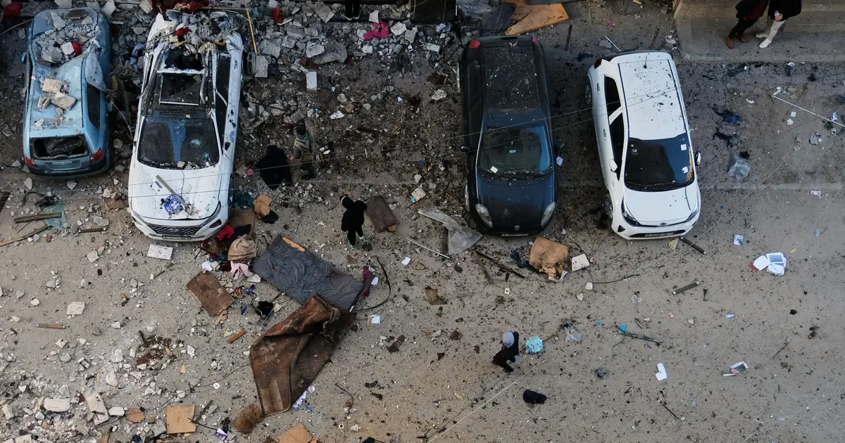 Israeli strikes kill 20 Palestinians , including children , as Gaza ceasefire inches forward