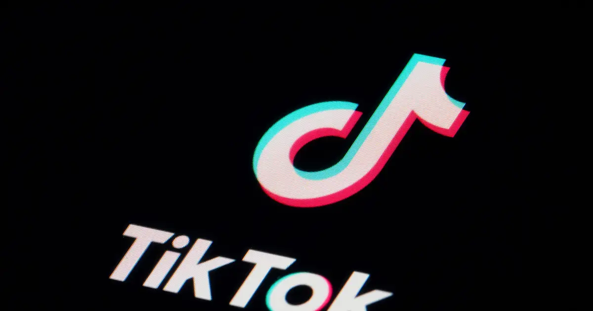 TikTok faces app deletions , censorship claims and glitches in days after its ownership change