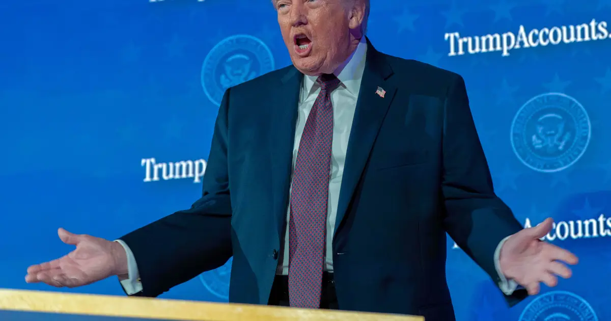 The Latest : Trump hosts Cabinet meeting as Democrats threaten partial shutdown over ICE reform