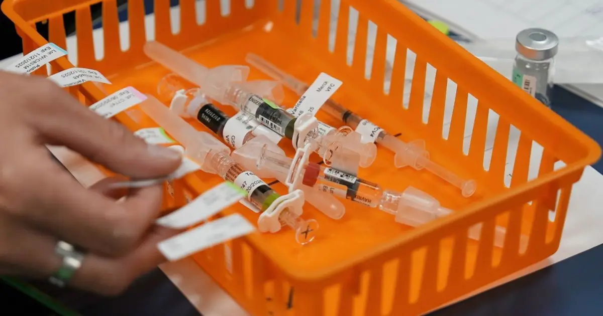 Pediatricians Break With CDC on Vaccine Schedule