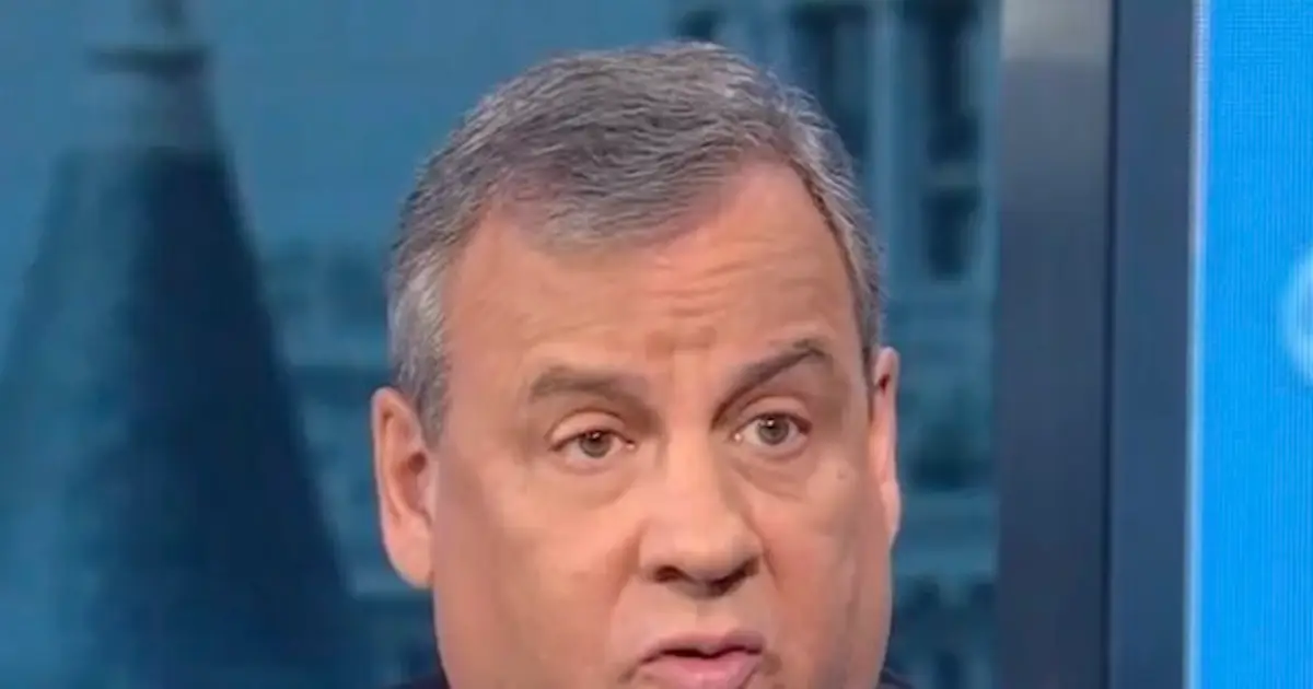 Christie : Trump  Absolute Lack of Character  Is Distracting from Issues