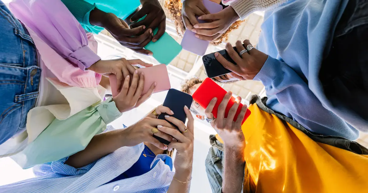 The UK Is Planning a Social Media Curfew for 16- and 17-Year-Olds