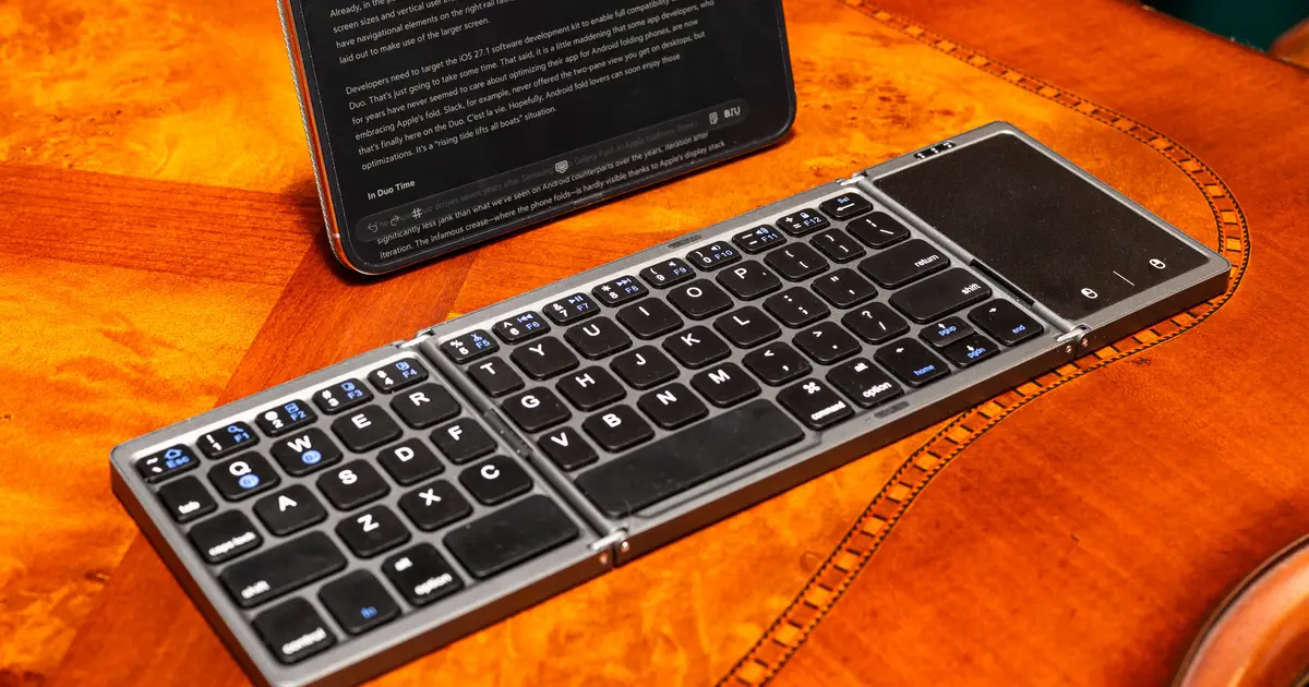 I Worked for a Whole Day Using Only the iPhone Duo. Here’s How It Went