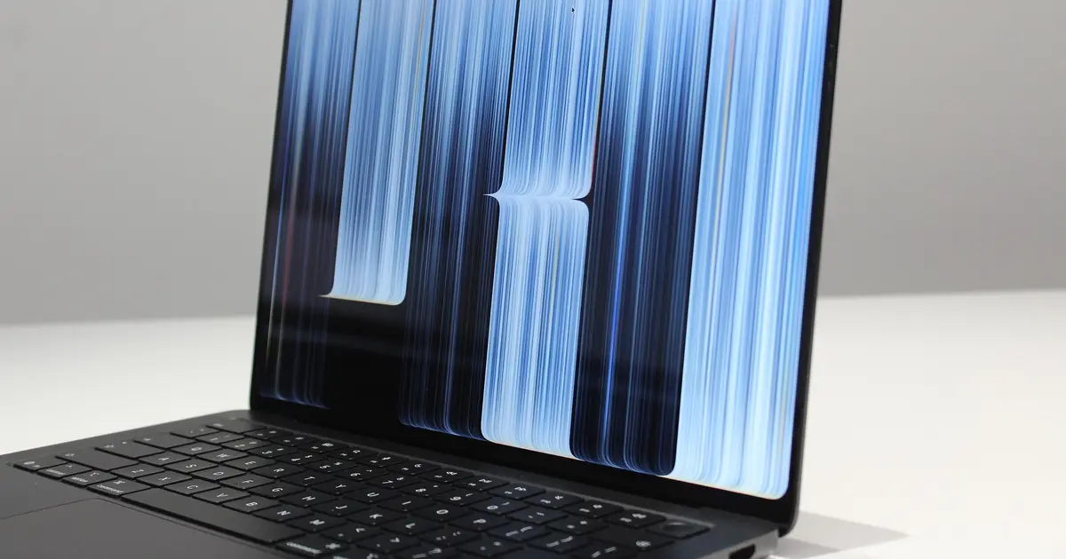 The 2,000-Nit OLED in Apple’s New MacBook Is a Big Deal