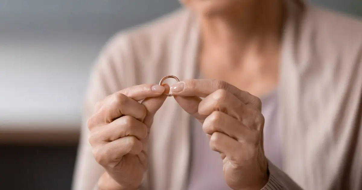If You Have $890,000 Saved at 64 and a Late Spouse’s $310,000 Life Insurance, Here Is the Income Plan That Holds Through 90