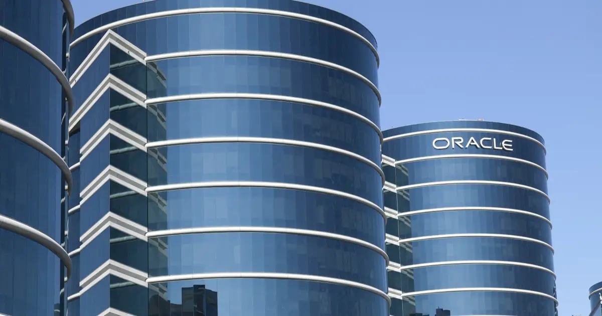 Oracle’s Co-CEOs Deliver Explosive Growth, but Stock Plunges 50% in Their First Year