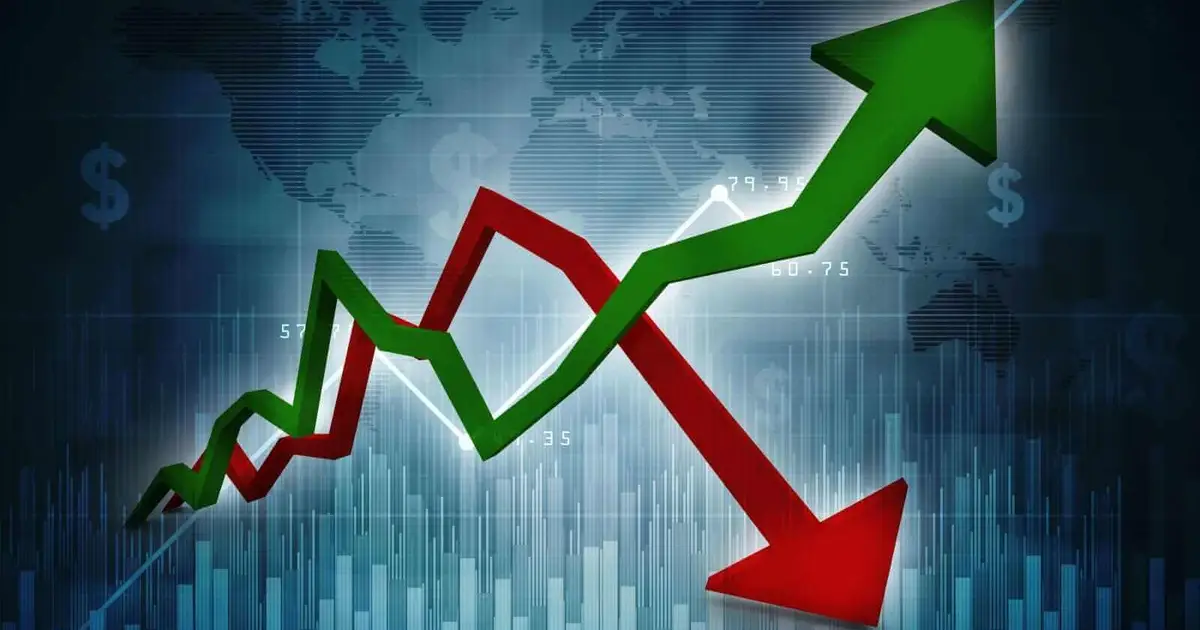 Is Equifax Stock Underperforming the Nasdaq?