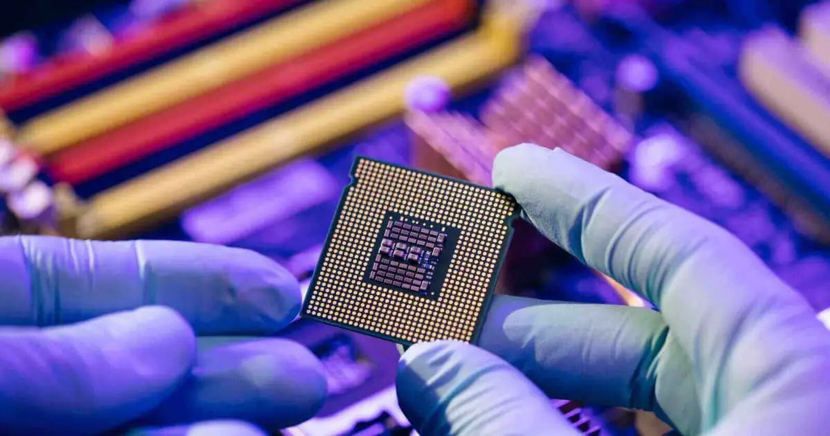 Wall Street Is Suddenly Bullish on This Under-the-Radar Chip Stock