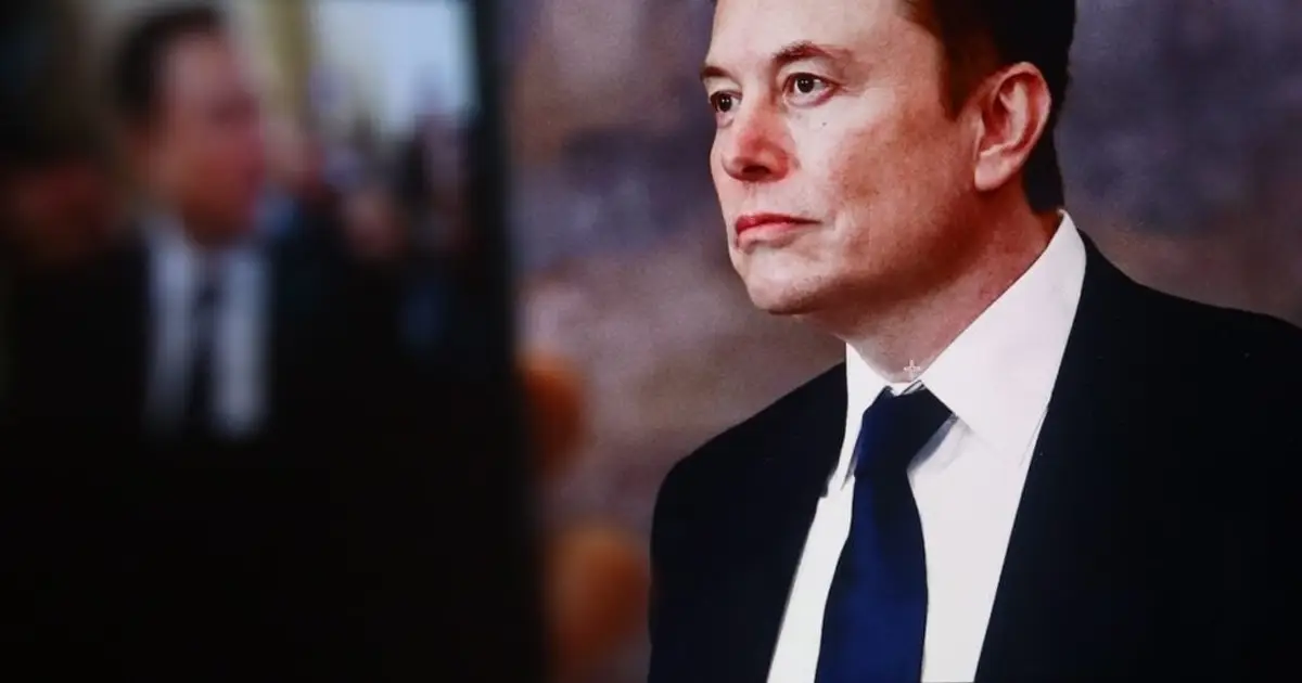 SpaceX Falls More Than 4% as 319 Million Shares Unlock