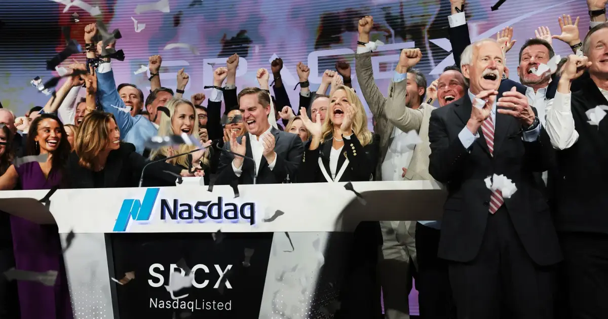 SpaceX ties CFO stock, comp to EBITDA targets