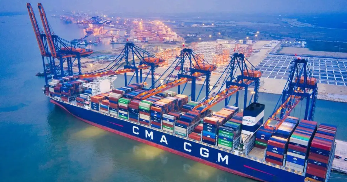 World’s third biggest shipping line sees Q1 earnings crash