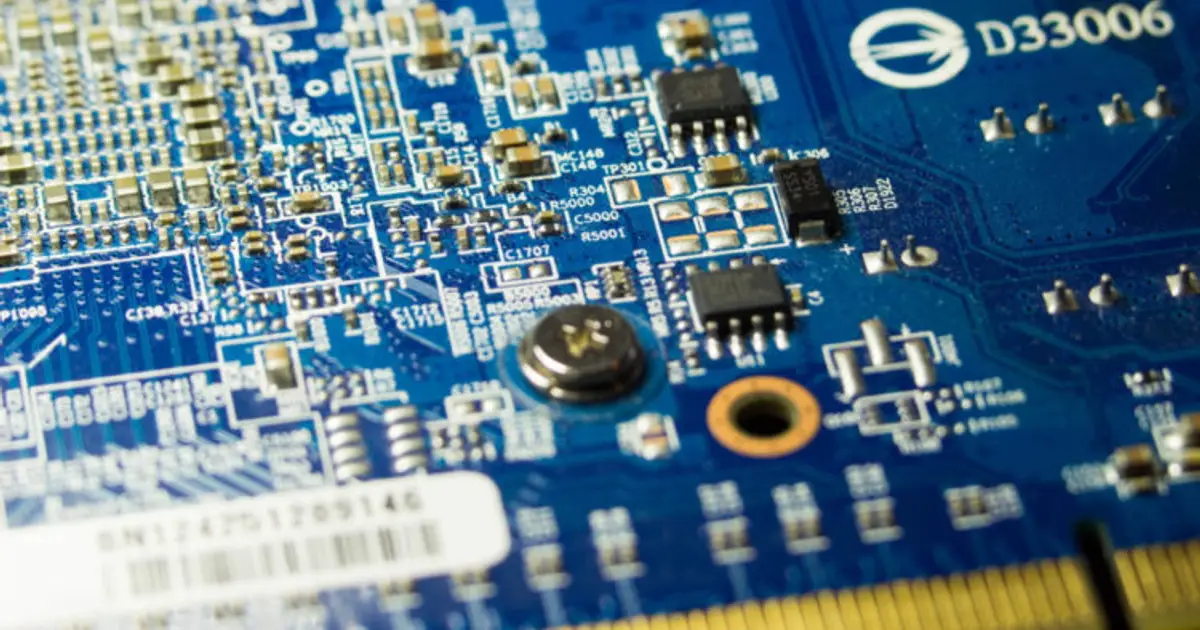 Is nLIGHT (LASR) One of the Best Performing Semiconductor Stocks to Invest In?