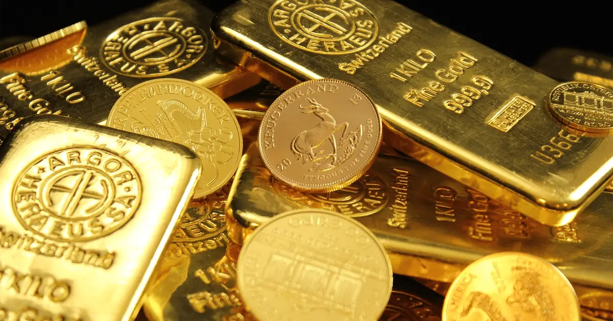 Gold holds close to seven-week peak as markets assess Iran risks and Fed outlook
