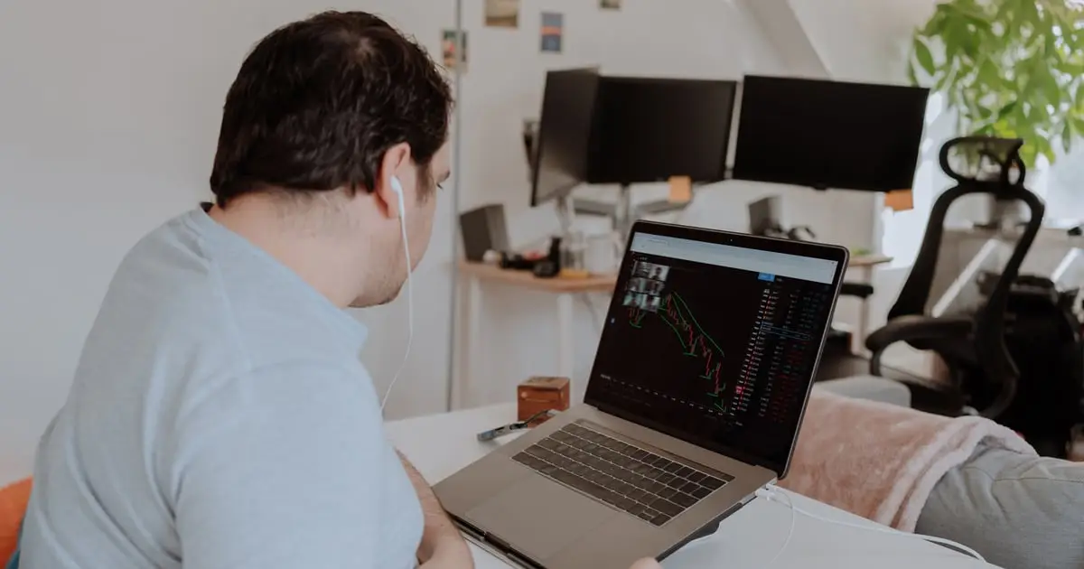 This AI Meme Coin Just Crashed 95% in a Week. What Lessons Can Crypto Investors Learn?