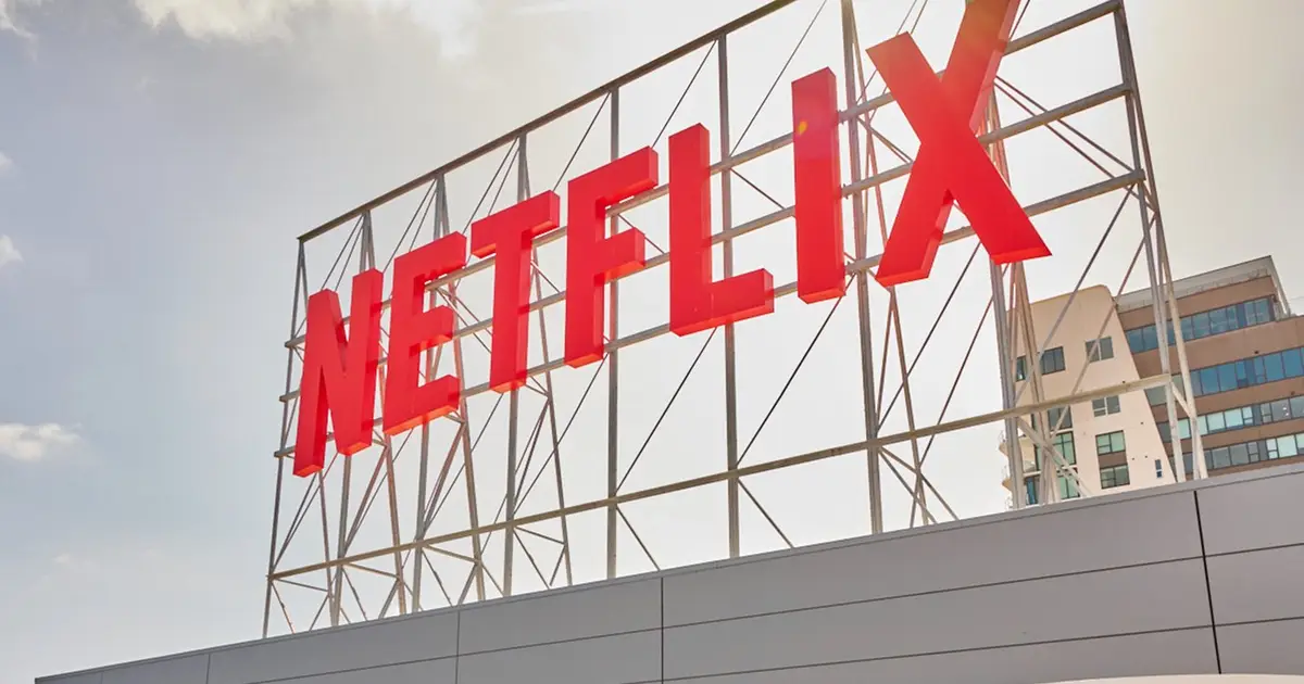 Netflix's Post-Earnings Sell-Off Just Revealed Why It Was Bidding to Acquire Warner Bros. and Roku