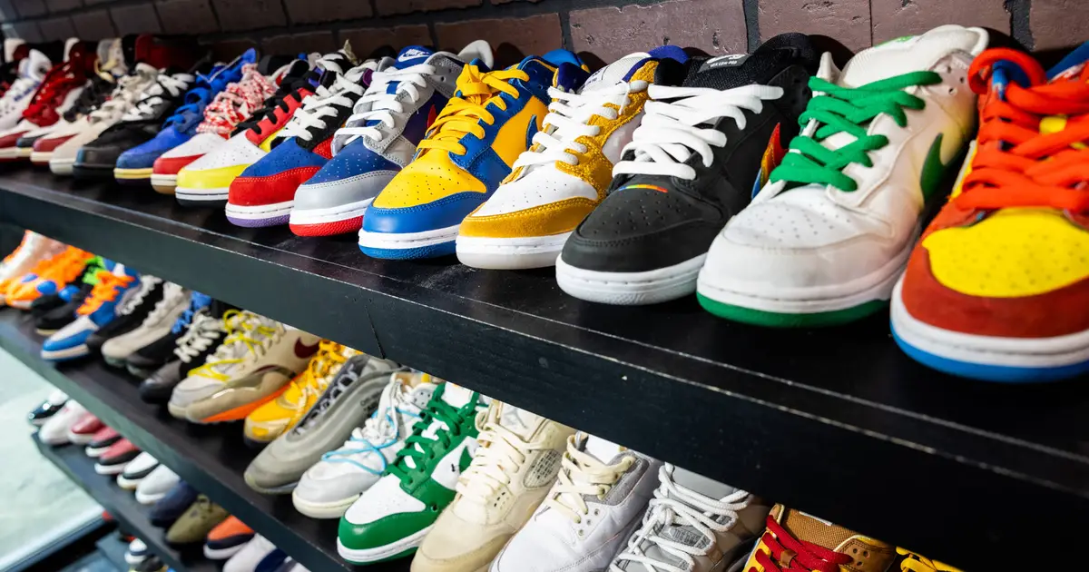 American sneaker brand closes more stores