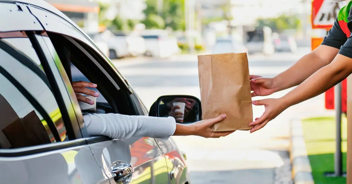 McDonald's and Burger King rival shuttering 100s of restaurants
