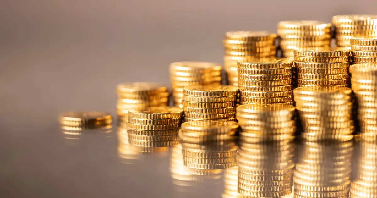JPMorgan tweaks gold price target as Fed risks return