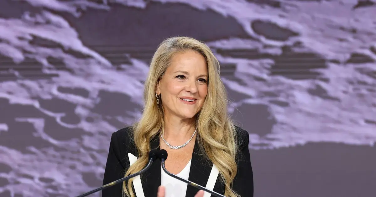 Telecom Stocks Slip After SpaceX Takes Aim at Their Market Share