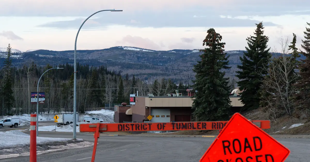 Suspect in Canada school shooting was an 18 - year - old with prior mental health calls