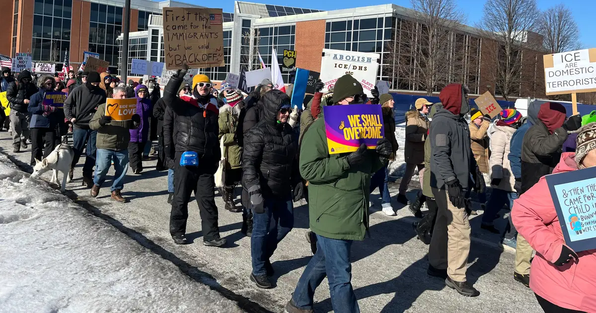 Pittsburghers protest ICE , call for end to immigration raids