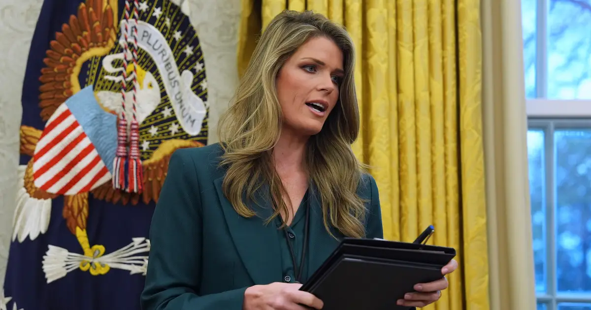 Lindsey Halligan , Trump former personal attorney , exits Virginia prosecutor office