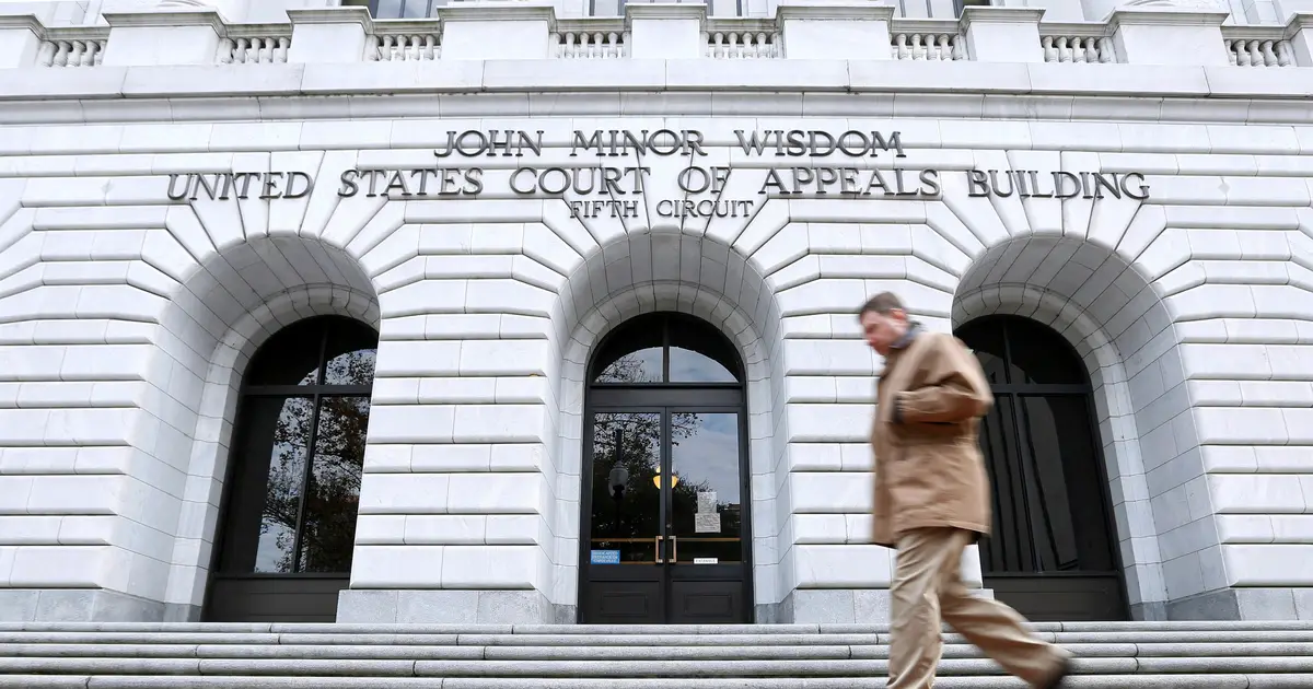 Appeals court weighs Louisiana , Texas laws requiring Ten Commandments in public schools