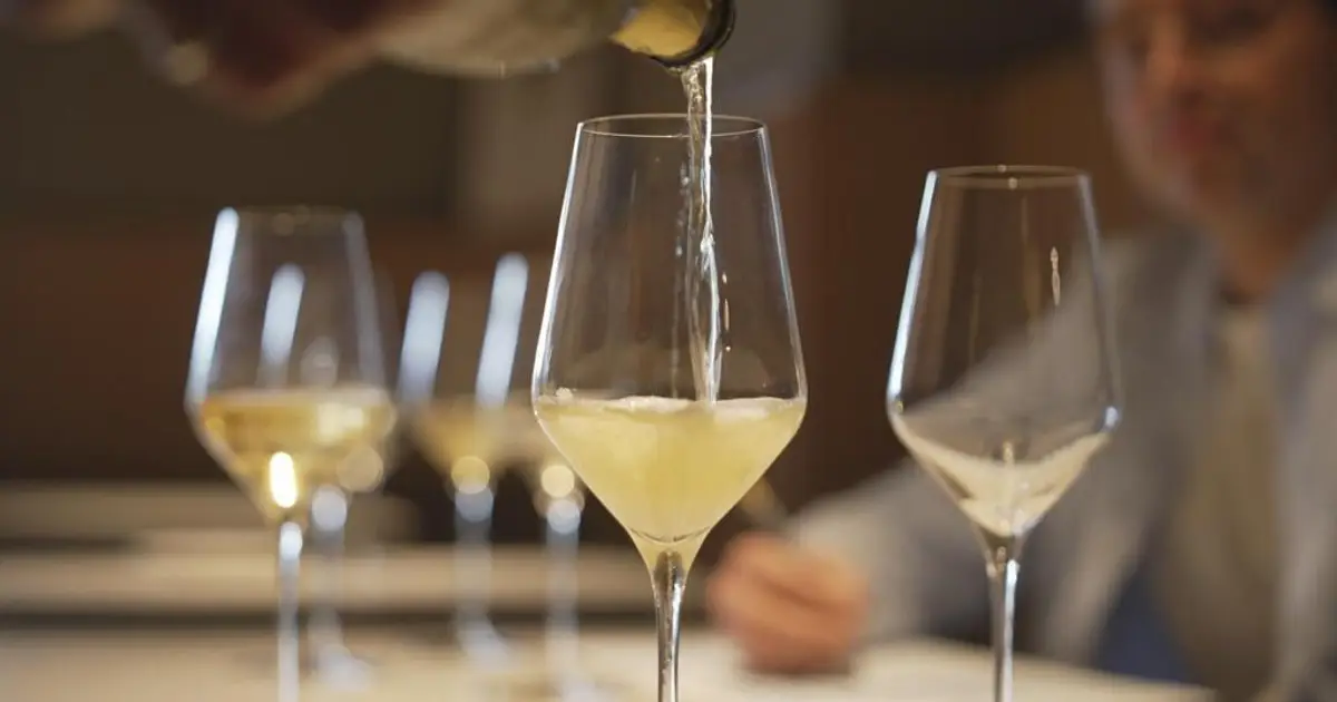 From fine wine to no alcohol: The changing world of French sommeliers